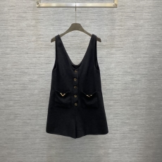 Valentino Vest